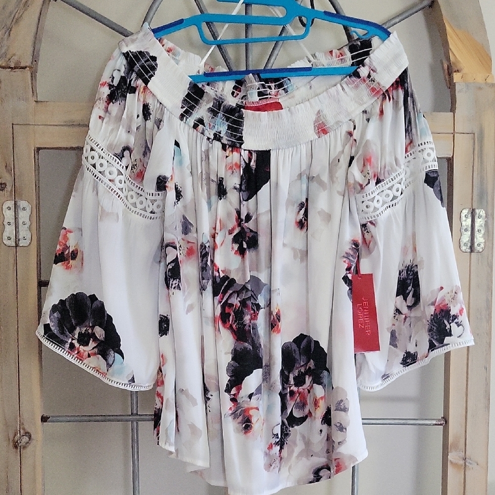 Jennifer Lopez Floral Off-Shoulder Top - White and Black Floral NWT SZ L